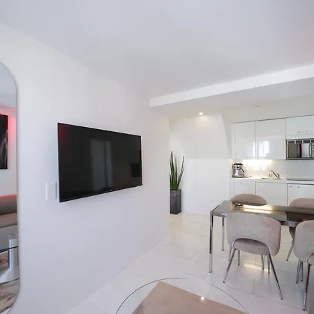 Visionapartments Gerechtigkeitsgasse - Self Check-in Διαμέρισμα *